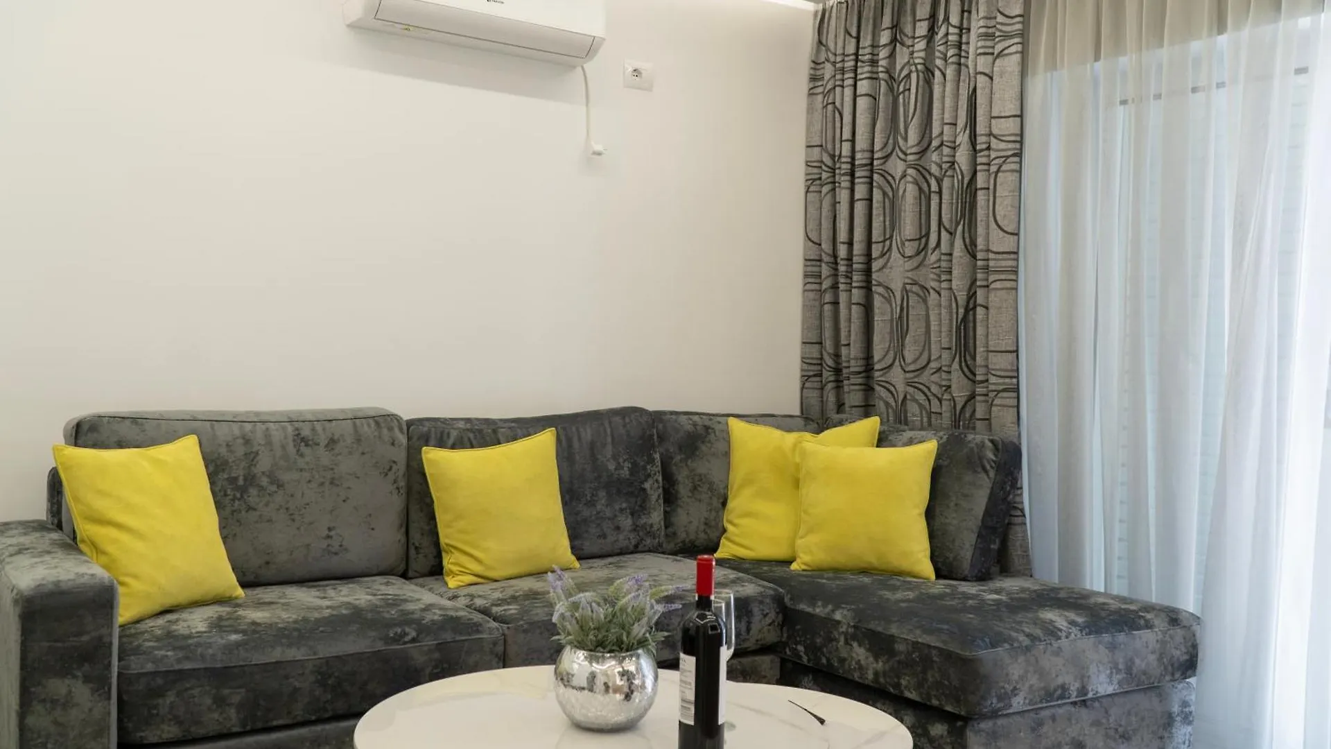 Serxhio Apartment Saranda